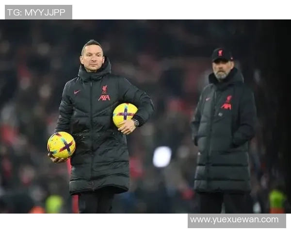 足球球星背后的智囊团谁才是球队成功的关键主教练解析